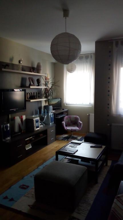 Naissa Apartment Ni Kültér fotó